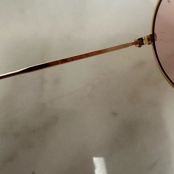 Ray Ban pink oval lens - Picture 5 of 5